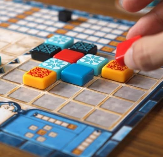 Asmodee | Azul | UNbox Now | Awarded Golden Ace | Board Game for Kids from 8 Years | French Version | Tile & Mosaic Strategy Game | 2 to 4 Players | 45min | Plan B Games