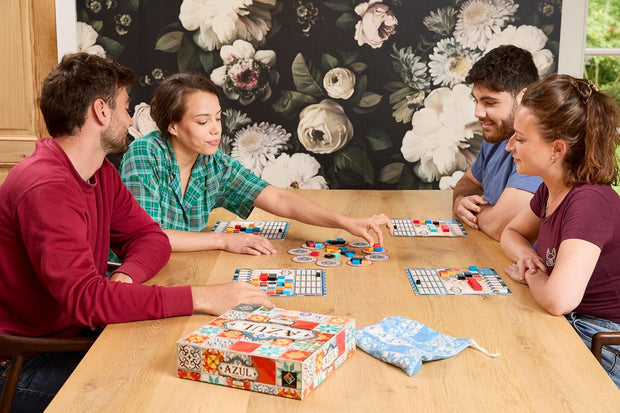 Asmodee | Azul | UNbox Now | Awarded Golden Ace | Board Game for Kids from 8 Years | French Version | Tile & Mosaic Strategy Game | 2 to 4 Players | 45min | Plan B Games